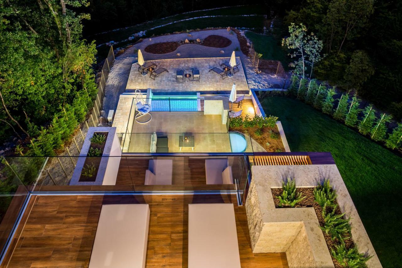 Villa Altavista - Seaview & Relax With Heated Pool & Minigolf Opatija Zewnętrze zdjęcie